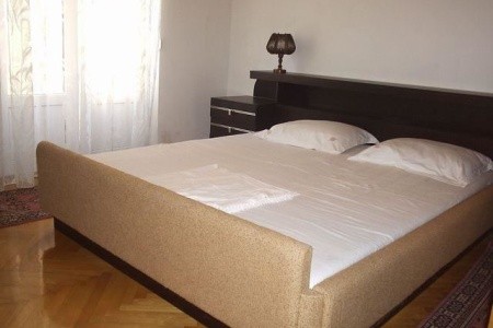 Omiš – Duće – Pokoje S Polopenzí