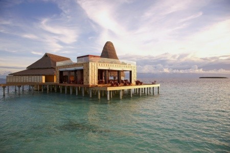 Anantara Kihavah Villas, Maledivy-Baa Atol – Over Water Pool Villa