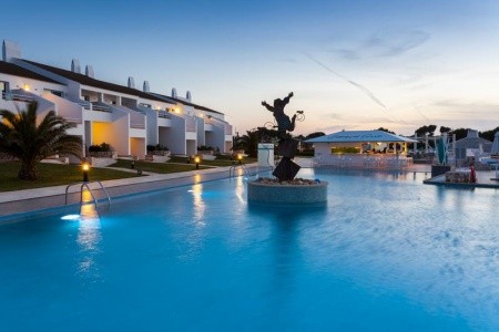 Hotel Casas Del Lago – Adults Only