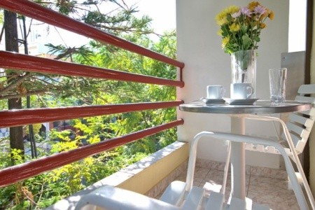 Poseidon Hotel & Apartments