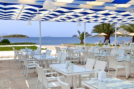 Hotel Club Blue White