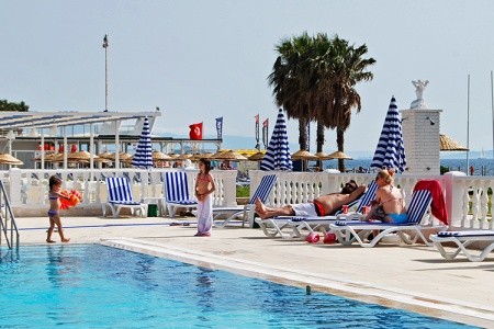 Hotel Club Blue White
