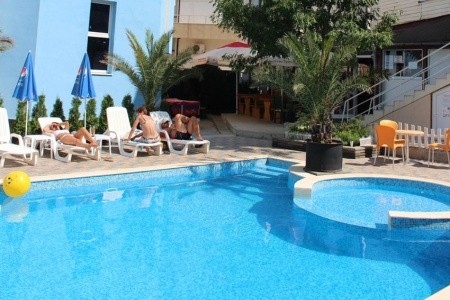 Hotel Duni Ii
