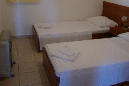 Degenija – Starigrad