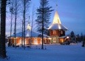 NA SOBÍCH SANIACH ZA SANTA CLAUSOM