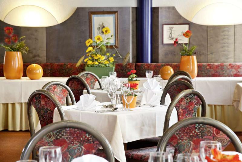 INNSBRUCK ALPINPARK HOTEL innsbruck alpinpark hotel: