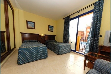 Aparthotel Vistamar
