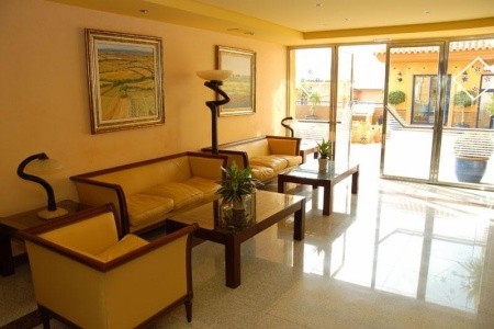 Aparthotel Vistamar