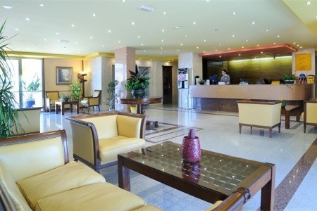 Aparthotel Vistamar
