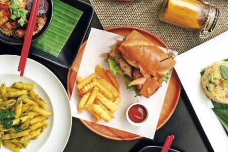 Hotel Red Ginger Chic Resort