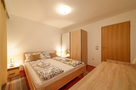 Apartments Tanushaj