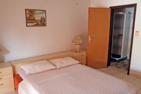 Apartments Verka