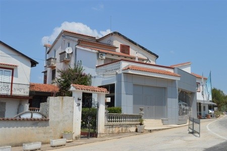 Apartments Verka
