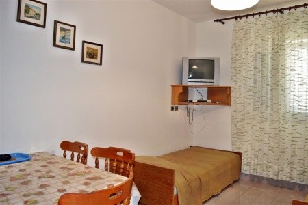Apartments Edi