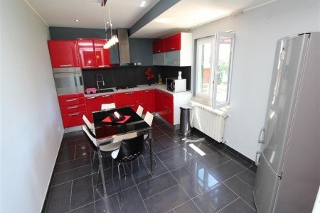 Holiday House Flego
