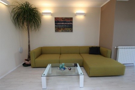 Holiday House Flego