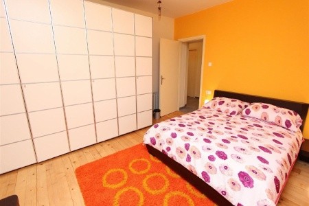 Holiday House Flego