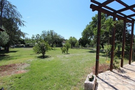 Holiday House Flego