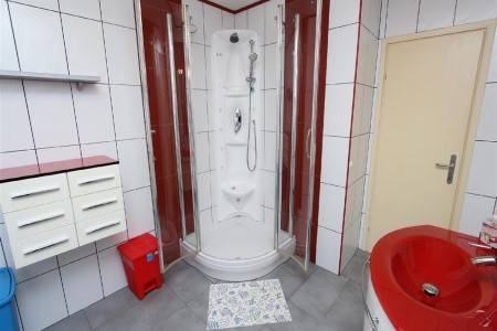 Holiday House Flego
