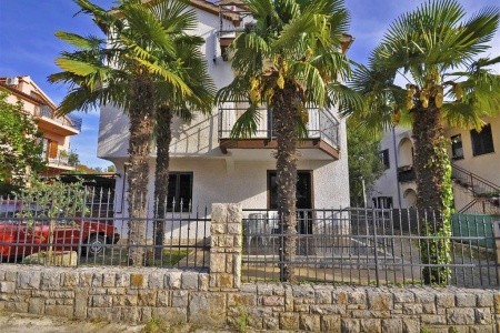 Apartments Ljiljana