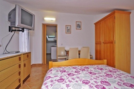 Apartments Ljiljana