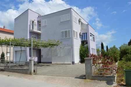 Apartments Nedjeljko