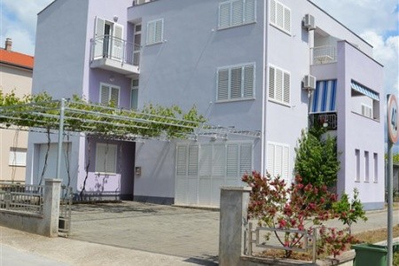 Apartments Nedjeljko