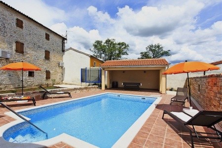 Istrian Villa Peresiji