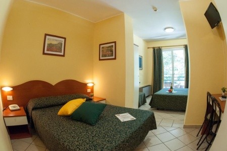 Hotel The Best