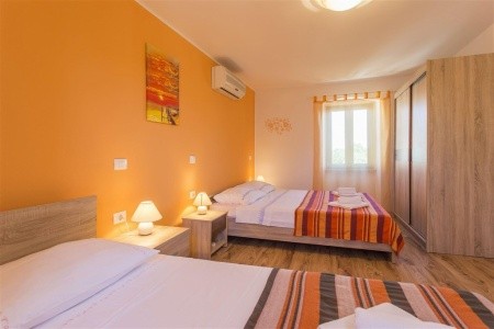 Holiday House Marija
