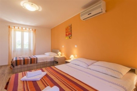 Holiday House Marija