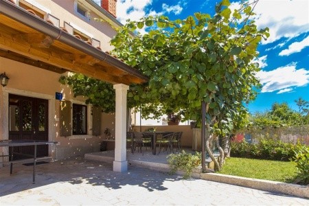 Holiday House Marija