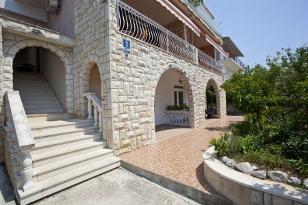 Apartmány Iva ***