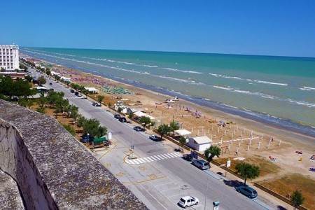 Hotel Gabbiano 3* S Bazénem Pig– Senigallia