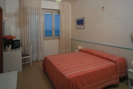 Hotel Gabbiano 3* S Bazénem Pig– Senigallia