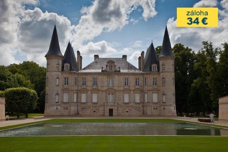K pevnosti Boyard a vinicím Bordeaux letecky