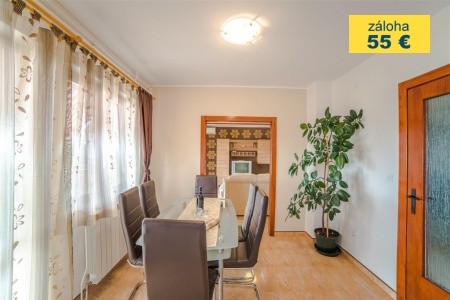 Holiday Apartment Maruzini
