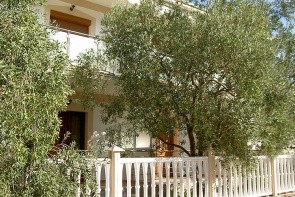 Apartmánový Dům Lambiris