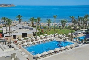 Nelia Beach