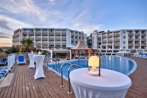 Seabank Resort & Spa